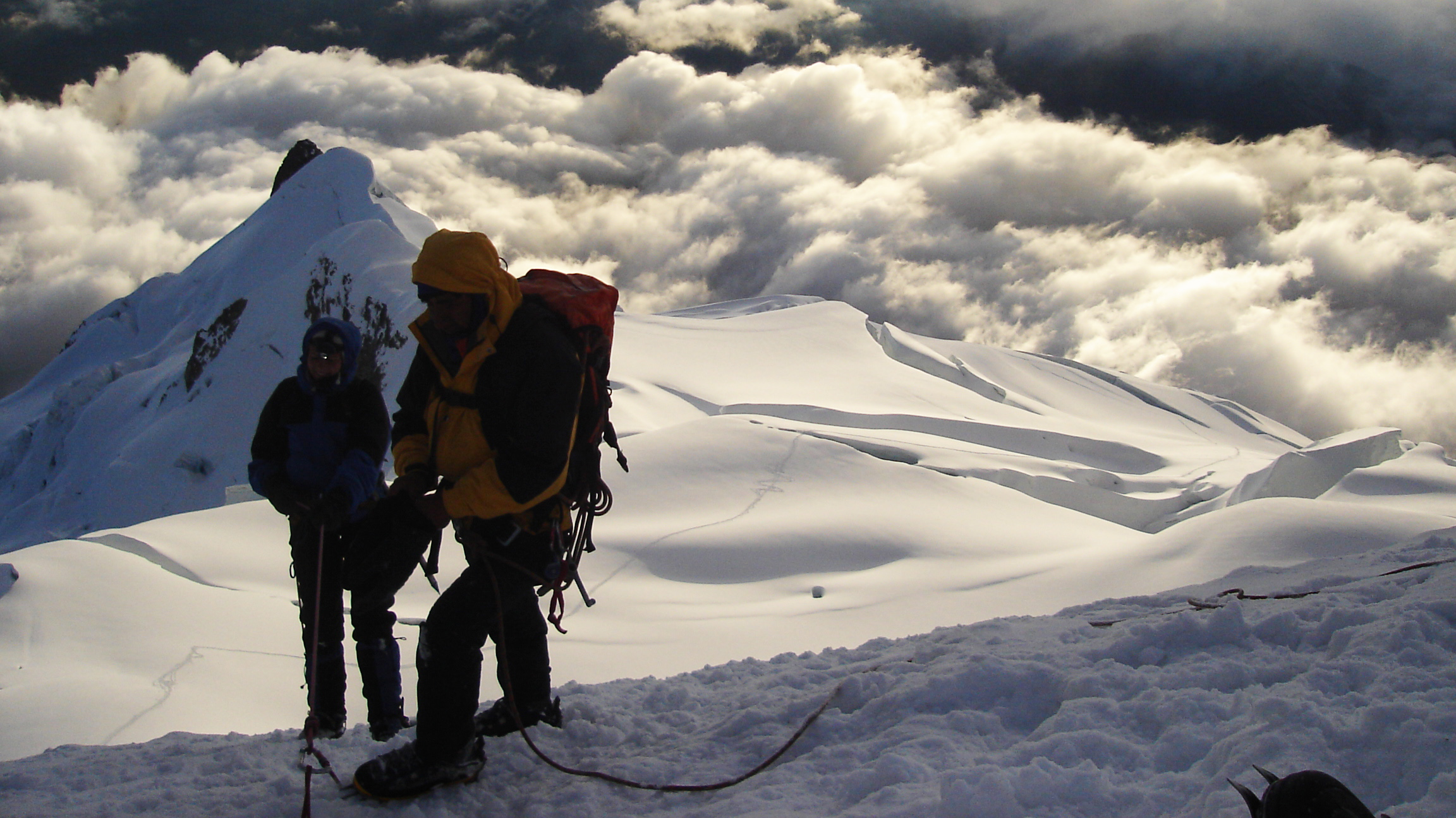 CUMBRE.